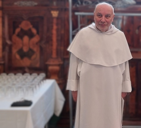 Páter Pius Majerovič OP je členom rehole dominikánov.