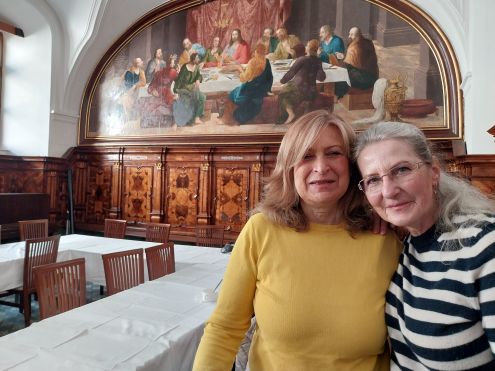 Dobrodinky z Bratislavy- Janka a Dáška - v závere podujatia.